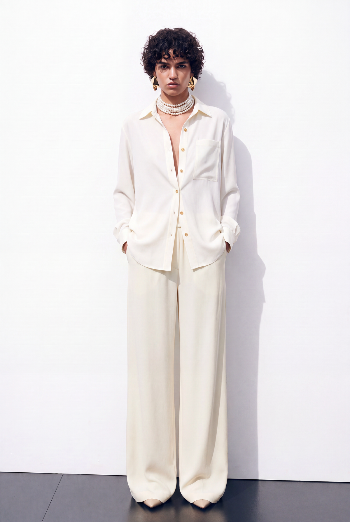 Glide Satinaria Straight Leg Pants
