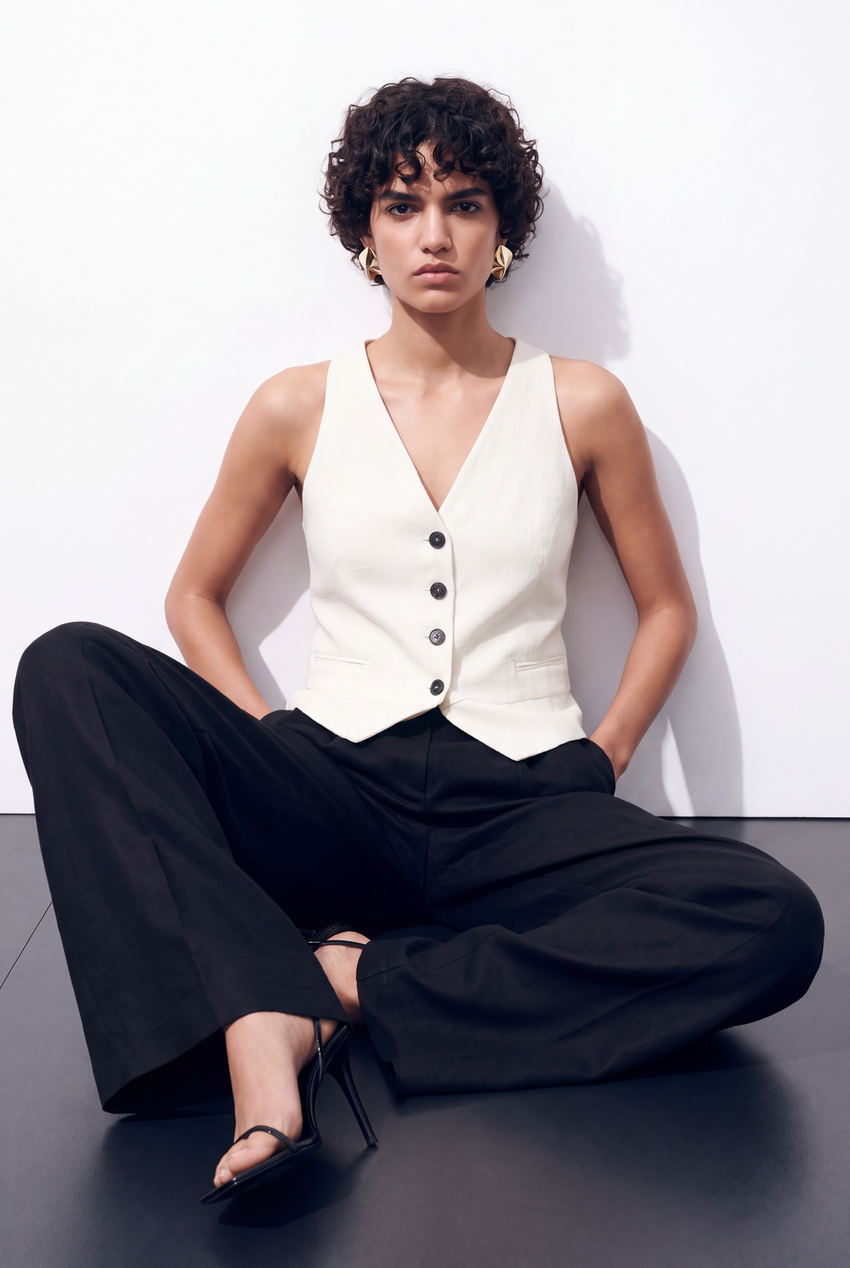 Muna Linen Vest - 100% Pure Linen
