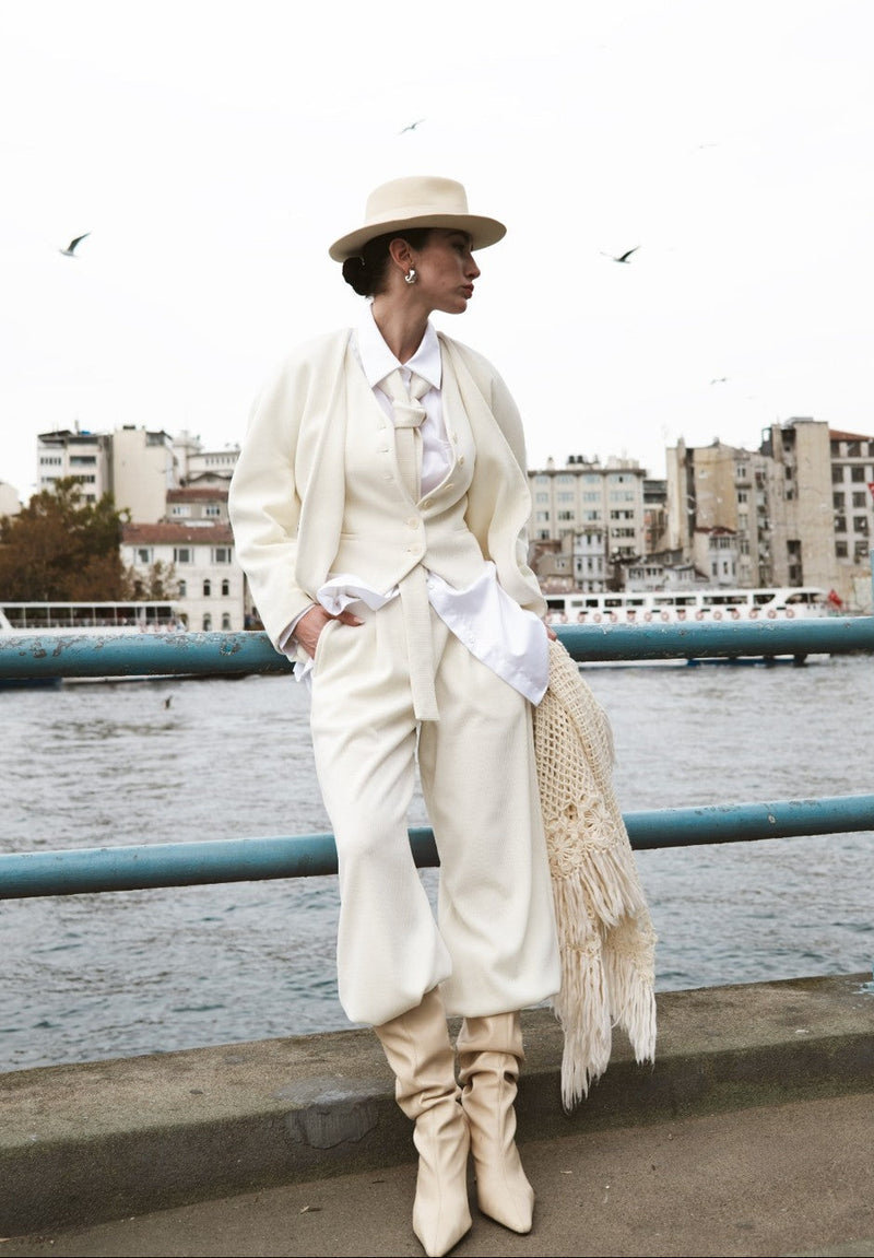 Daisy Pleated Velvet Pants